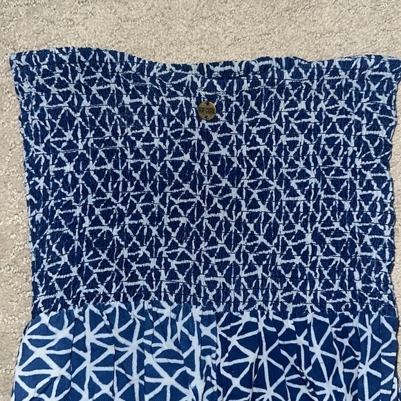 Rip Curl Romper - Picture 2 of 4